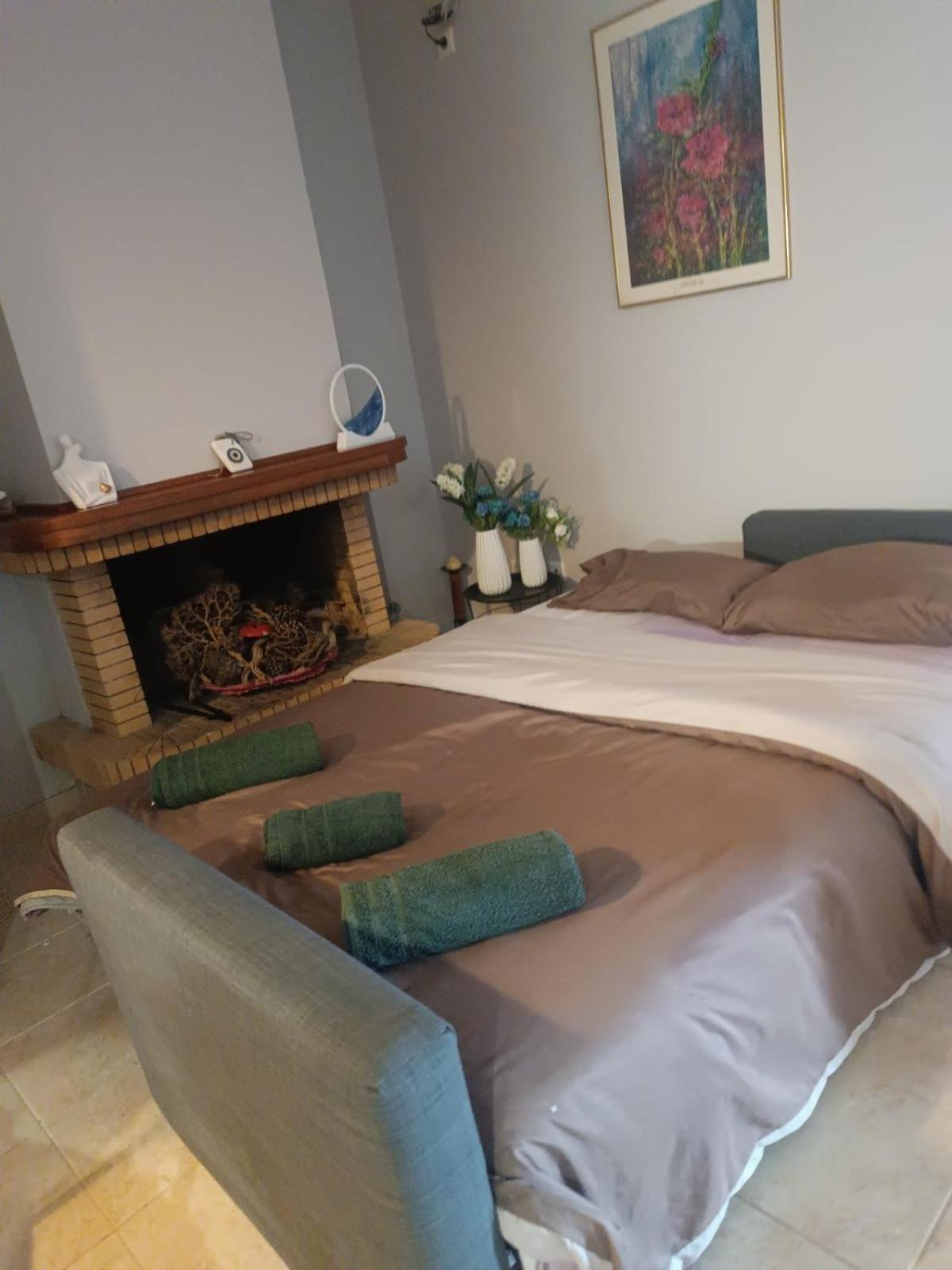 Airport Friendly House 1 Apartman Ártemida Kültér fotó