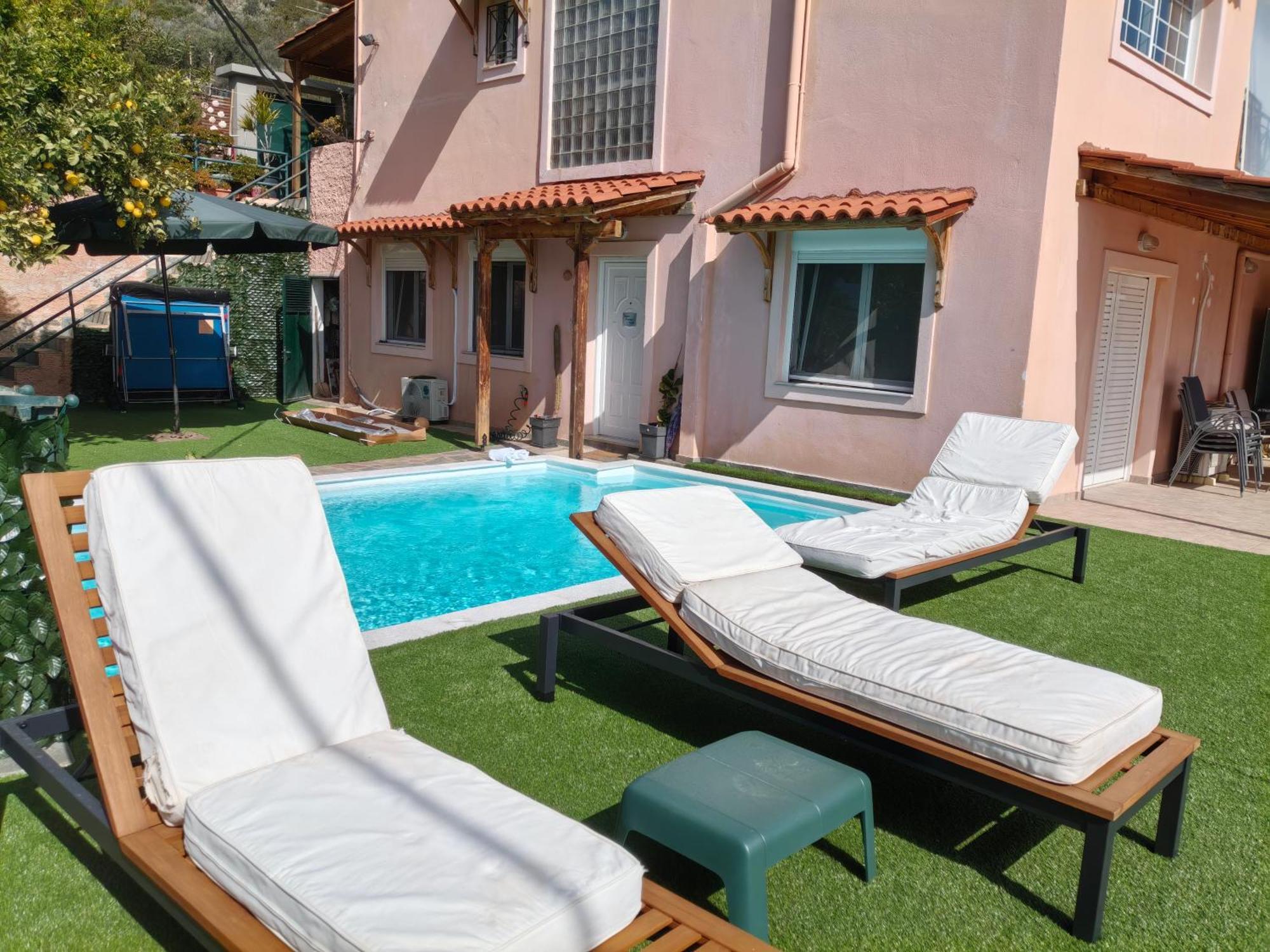 Airport Friendly House 1 Apartman Ártemida Kültér fotó