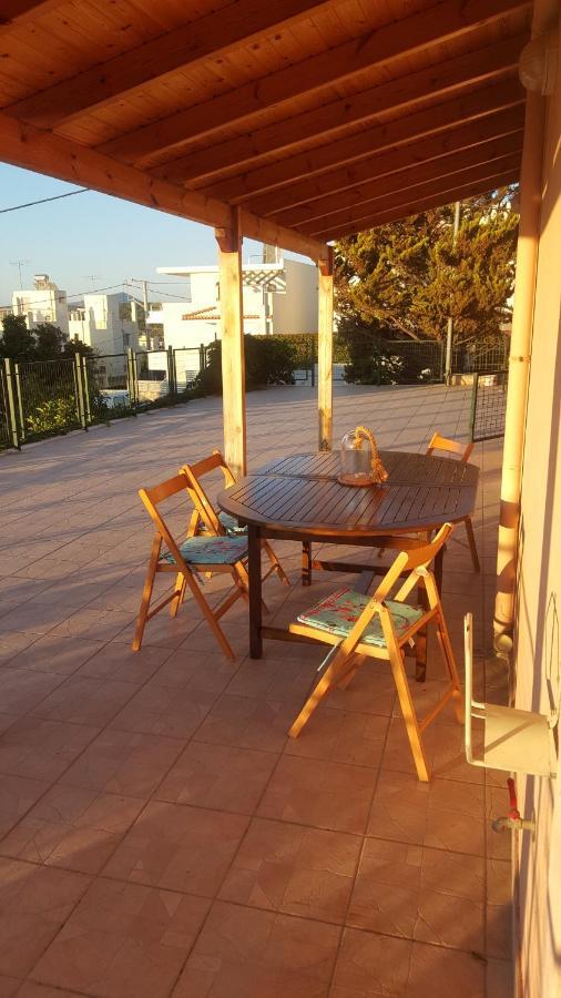 Airport Friendly House 1 Apartman Ártemida Kültér fotó
